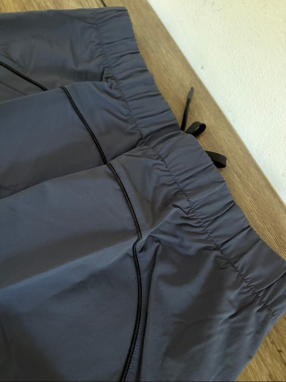 NWT [On] Cloud Running Active Pants Performance Joggers Navy Blue Women’s L - Picture 11 of 14